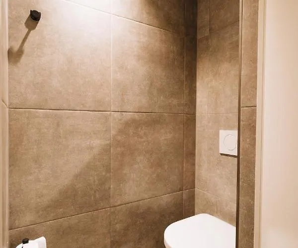 House Burgblick1 With Terrace - Vosproperties Vakantiehuis *